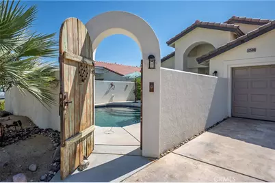 52580 Avenida Alvarado, La Quinta, CA 92253 - Photo 6