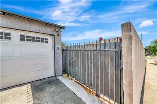 11702 Ruthelen, Los Angeles, CA 90047 - Photo 36