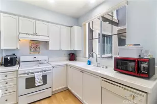 4560 Montecito Dr, La Palma, CA 90623 - Photo 16