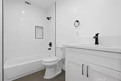 3892 Cherrywood Avenue, Leimert Park, CA 90008 - Photo 18