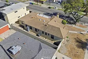 3892 Cherrywood Ave, Leimert Park, CA 90008 - Photo 32