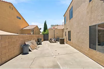 4043 E Avenue R12, Palmdale, CA 93552 - Photo 40