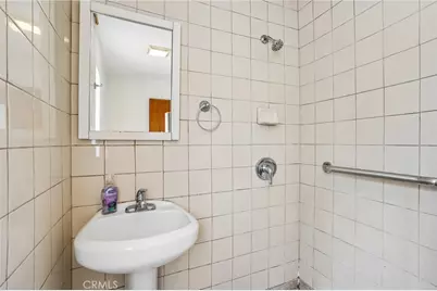 1359 S Downey Road, Los Angeles, CA 90023 - Photo 24