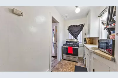 535 W Olive Street, Inglewood, CA 90301 - Photo 46