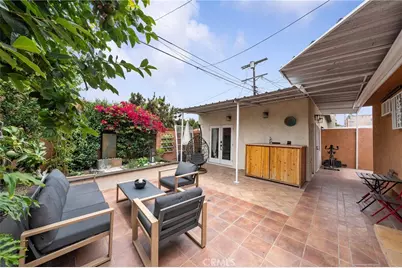 1301 W 56th Street, Los Angeles, CA 90037 - Photo 24