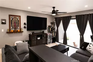 33 Town and Country, Pomona, CA 91766 - Photo 4
