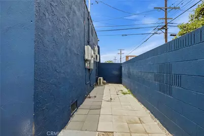 5964 S Halldale, Los Angeles, CA 90047 - Photo 24