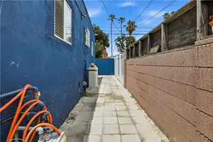 5964 S Halldale, Los Angeles, CA 90047 - Photo 12