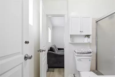5964 S Halldale, Los Angeles, CA 90047 - Photo 34