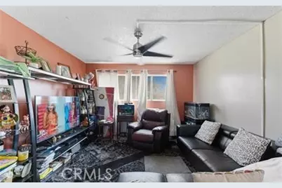 2526 Flower Street, Huntington Park, CA 90255 - Photo 4