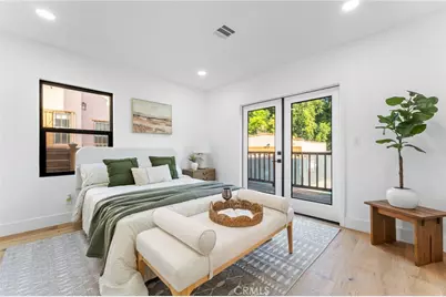 5334 Hillcrest Drive, Los Angeles, CA 90043 - Photo 16