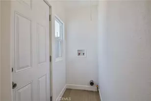 1471 E 41st, Los Angeles, CA 90011 - Photo 28