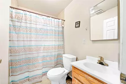 329 E 82nd, Los Angeles, CA 90003 - Photo 26