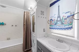 428 S Hoover St, Los Angeles, CA 90020 - Photo 26