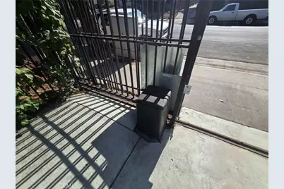 428 S Hoover. St., Los Angeles, CA 90020 - Photo 8