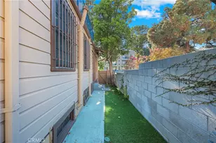 428 S Hoover St, Los Angeles, CA 90020 - Photo 40