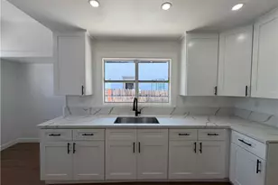 424 E 61st, Los Angeles, CA 90003 - Photo 8