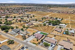 16346 Teton, Victorville, CA 92395 - Photo 72