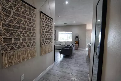 16346 Teton, Victorville, CA 92395 - Photo 26