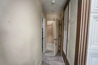 16346 Teton, Victorville, CA 92395 - Photo 32