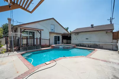 12315 Pomering, Downey, CA 90242 - Photo 2