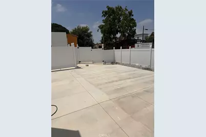 2158 W 77th, Los Angeles, CA 90047 - Photo 2