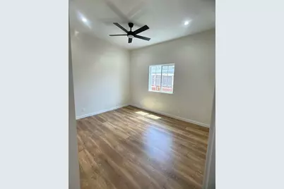 1475 E 57th St, Los Angeles, CA 90011 - Photo 14