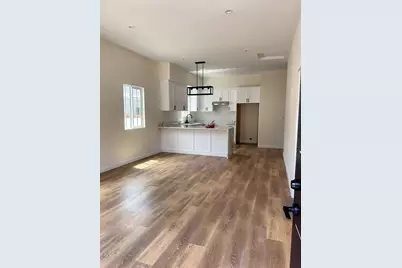 1475 E 57th St, Los Angeles, CA 90011 - Photo 12