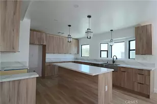 1921 W 94th St, Los Angeles, CA 90047 - Photo 12