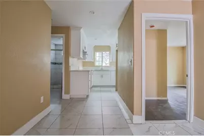 8217 Broadway Street, Los Angeles, CA 90003 - Photo 12
