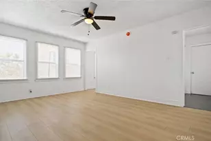 2116 S Palm Grove Ave, Los Angeles, CA 90016 - Photo 2