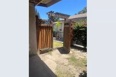310 N Mountain View, Santa Ana, CA 92703 - Photo 8
