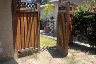 310 N Mountain View, Santa Ana, CA 92703 - Photo 8