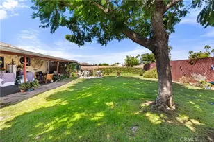323 E 185th St, Carson, CA 90746 - Photo 26