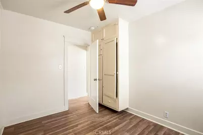 924 W 76th, Los Angeles, CA 90044 - Photo 10