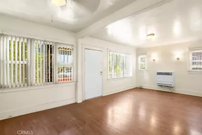 924 W 76th, Los Angeles, CA 90044 - Photo 8