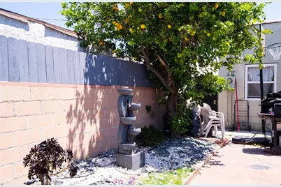 1455 W 60th Street, Los Angeles, CA 90047 - Photo 6