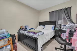 706 W 77th, Los Angeles, CA 90044 - Photo 4