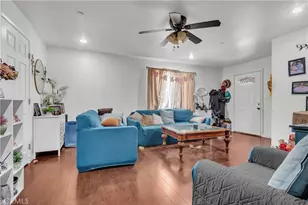 706 W 77th, Los Angeles, CA 90044 - Photo 36