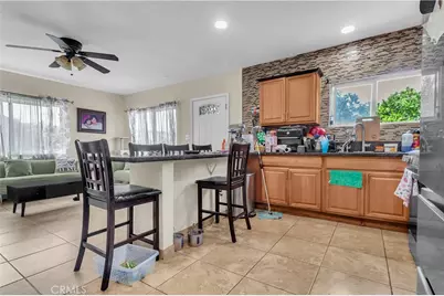 706 W 77th, Los Angeles, CA 90044 - Photo 14
