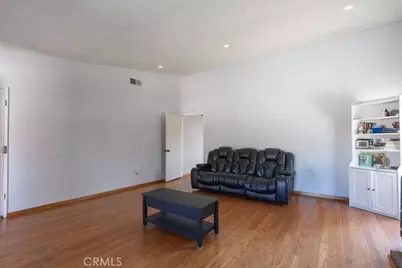 11493 Lev, Mission Hills (San Fernando), CA 91345 - Photo 6