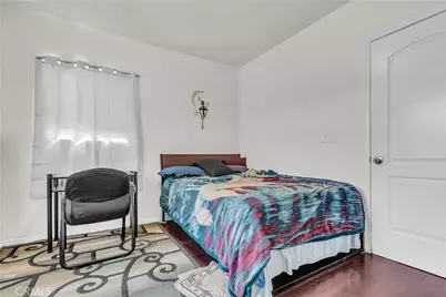 908 W 57th St, Los Angeles, CA 90037 - Photo 26