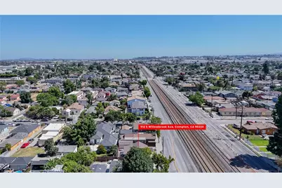 512 S Willowbrook Avenue, Compton, CA 90220 - Photo 8