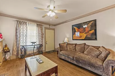 1119 W 84th Place, Los Angeles, CA 90044 - Photo 8