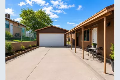 312 Maxine Avenue, Barstow, CA 92311 - Photo 2