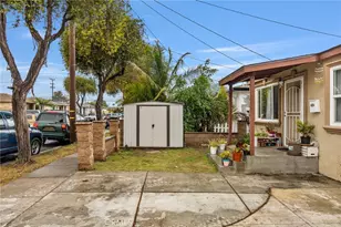 4555 W 160th St, Lawndale, CA 90260 - Photo 4
