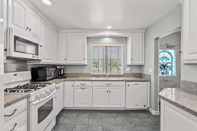 2691 Grayson Court, Simi Valley, CA 93065 - Photo 22