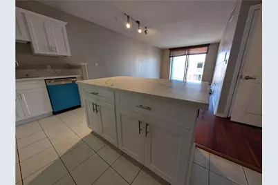 3740 Santa Rosalia #402, Los Angeles, CA 90008 - Photo 10
