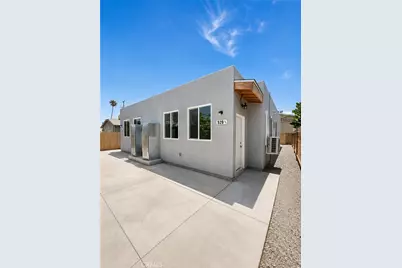 520 W Colden, Los Angeles, CA 90044 - Photo 12