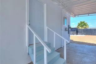5506 Holmes Ave, Los Angeles, CA 90058 - Photo 36